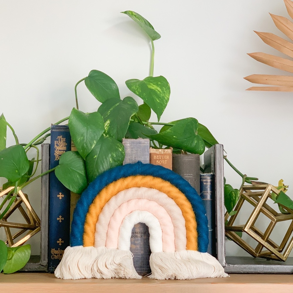 Rainbow Decor Macrame